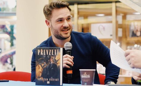 Literatura - Převzetí aneb 20. léta is not dead
