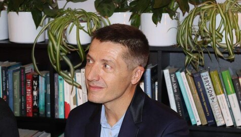 Literatura - Petr Opršal