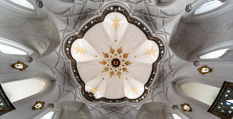 Přednáška - Santini - Duchem roztančená hmota