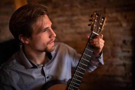 Hudba - Kytarový recitál Viktora Jecha