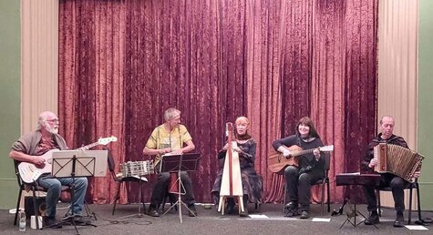 Hudba - Bety, Nina a Batik Boys