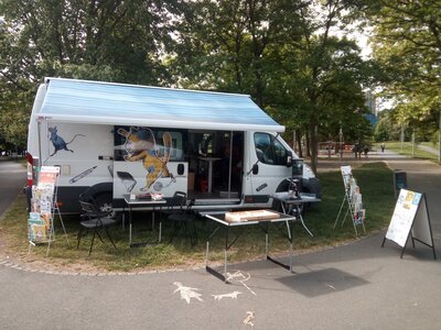 Setkání - Bibliobus Oskar na Comic Conu