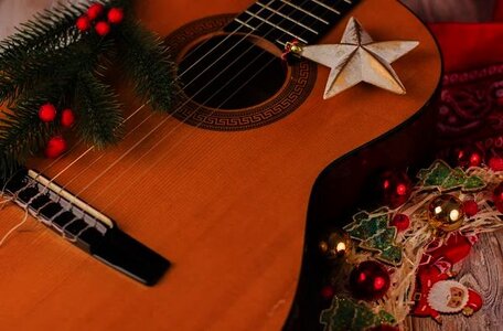 Hudba - Vánoční muzicírování