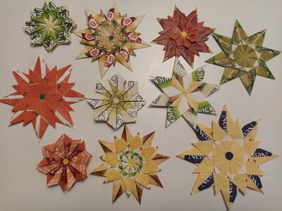 Výtvarná dílna - Hvězdy a vločky jako vánoční dekorace