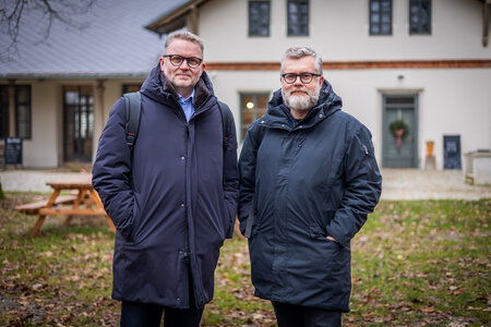 Přednáška - Přepište dějiny LIVE: Vyšinuté devadesátky