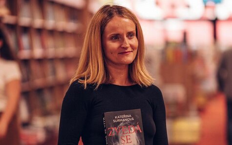 Literatura - Literární beseda s Kateřinou Surmanovou