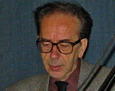 Literatura - Ismail Kadare, velikán (nejen) albánské literatury