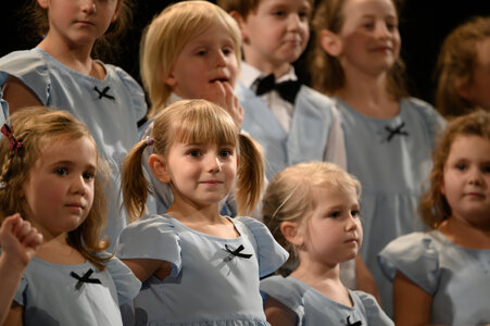 Hudba - Vánoční koncert Kühnova dětského sboru (oddělení KHK, A)