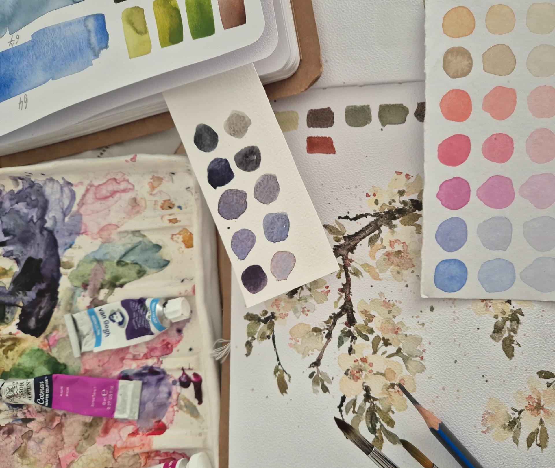 Kvetoucí větvička tuší a akvarelem